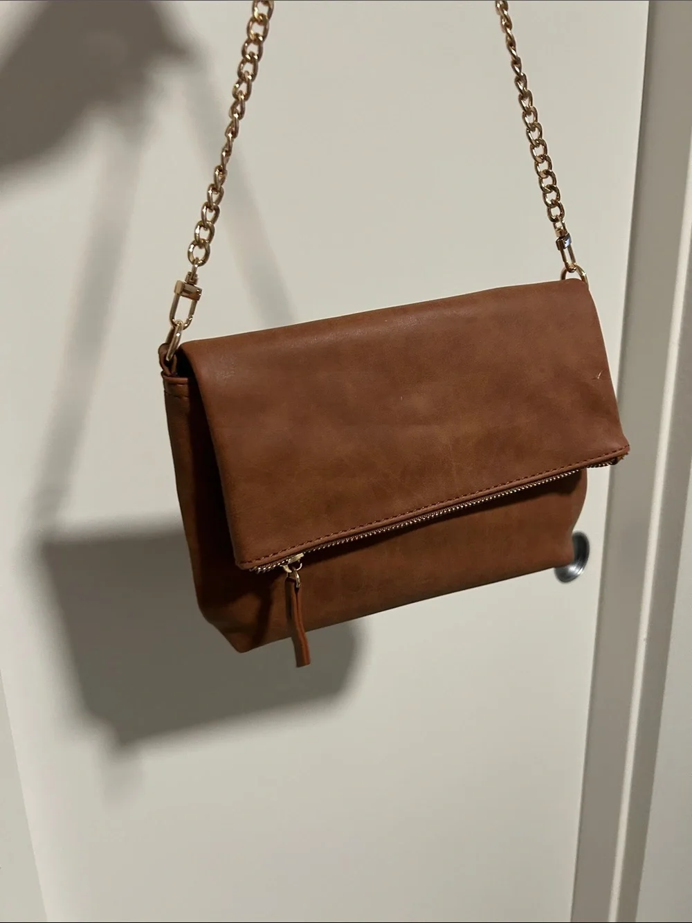 Amazon Brown Crossbody Bag with Gold Chain